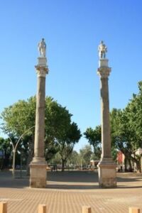 Las Columnas de Hércules. Sevilla Habla Spanish Courses in Seville